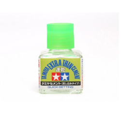 Tamiya liquid glue 87182 (light green )